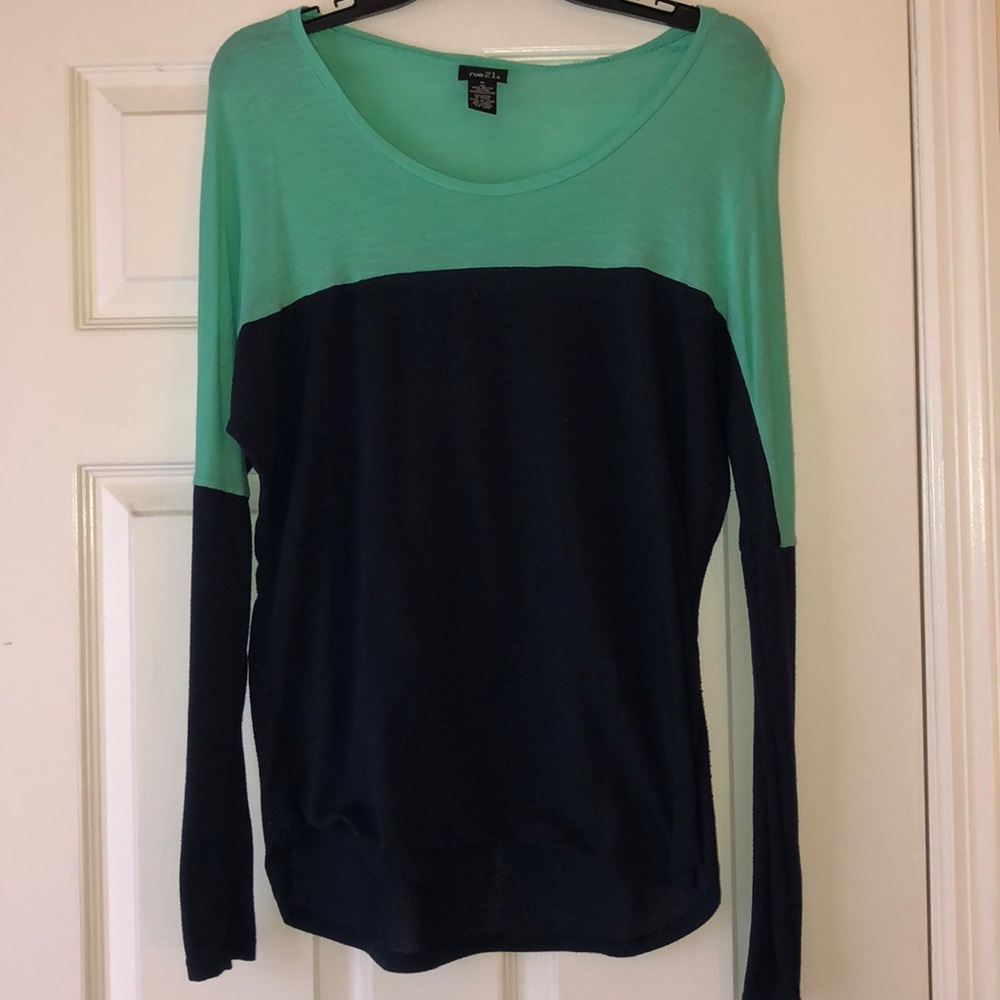 Long sleeve top